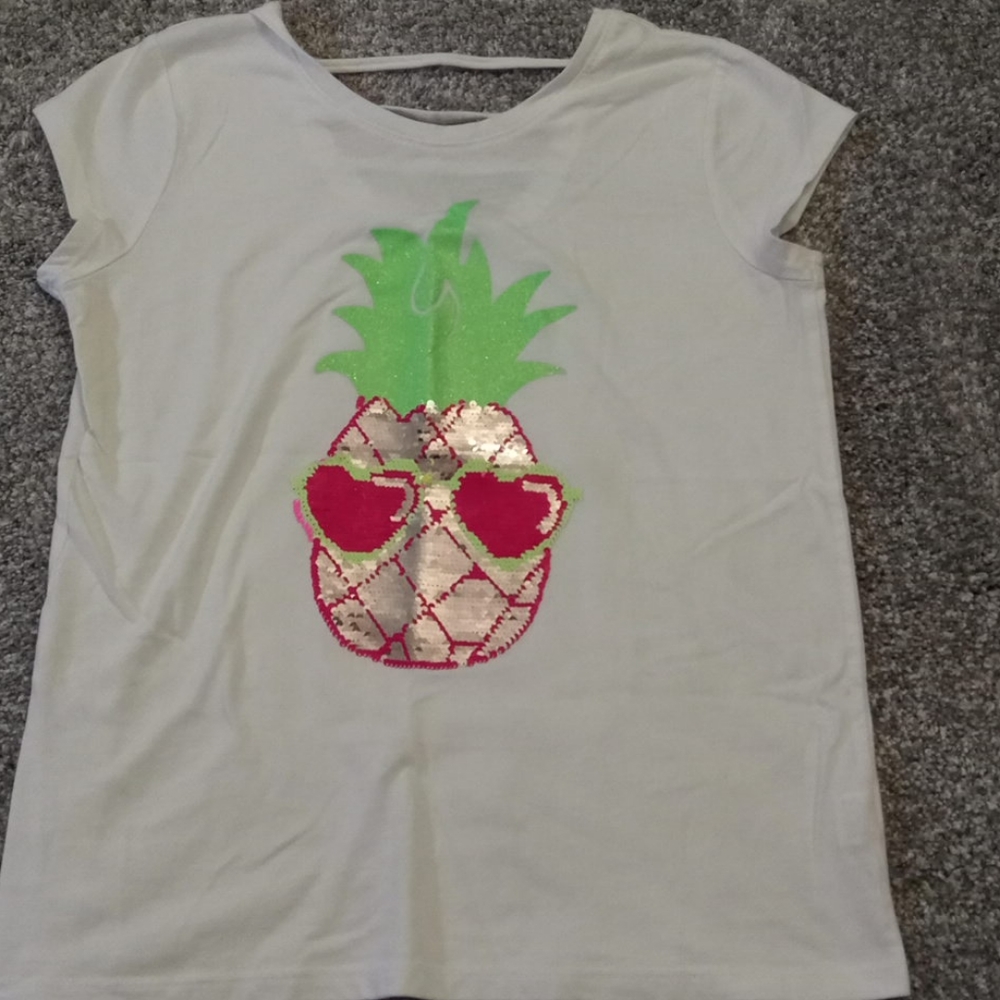 White pineapple top
